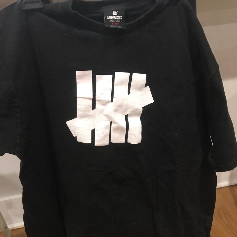 Undefeated T-shirt